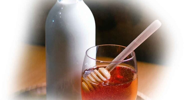 Benefits of Milk and Honey for women's health