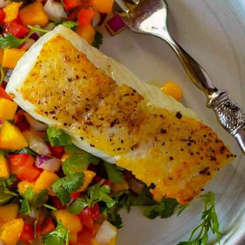 Pan-Cooked White Fish with Papaya Red Pepper Salsa